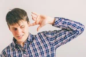 Hvorfor for vi ørevoks og hvad bruger kroppen det egentlig til? Inden du renser dine ører alt for grundigt, så se lige med i artiklen her.