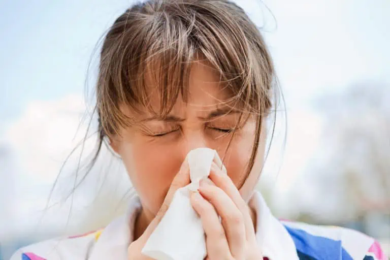 Hvis du har symptomer på allergi er det en god ide at få det undersøgt, så du kan komme i behandling for allergi. Det kan nemlig være meget generende.