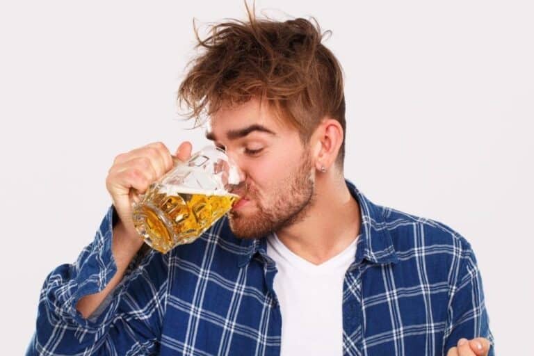 Færre tømmermænd har selvfølgelig noget med mængden af alkohol at gøre. mend er er også andre gode råd, du kan bruge.